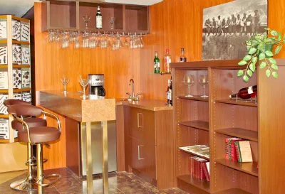 Bar & Wet Bar, Selected Works — detail 2