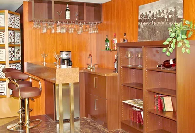 Wet Bar J15 26 03, bar — detail 2